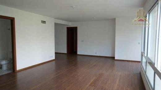 Apartamento à venda com 3 quartos, 136m² - Foto 3