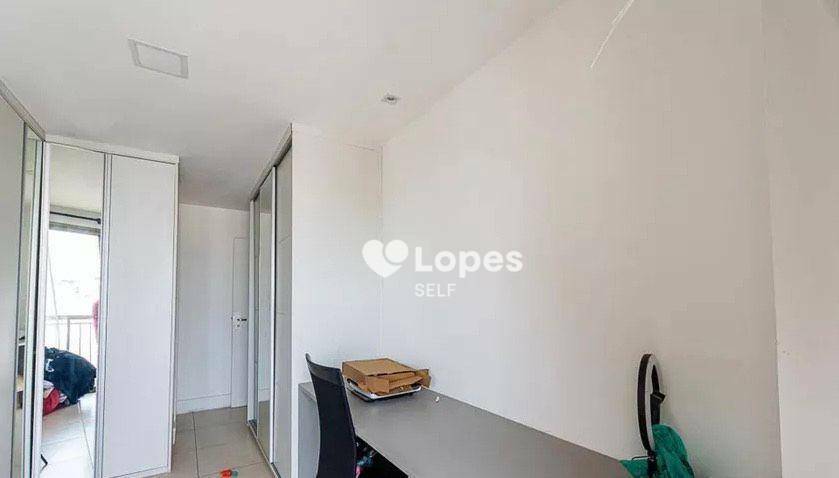 Apartamento à venda com 3 quartos, 130m² - Foto 13