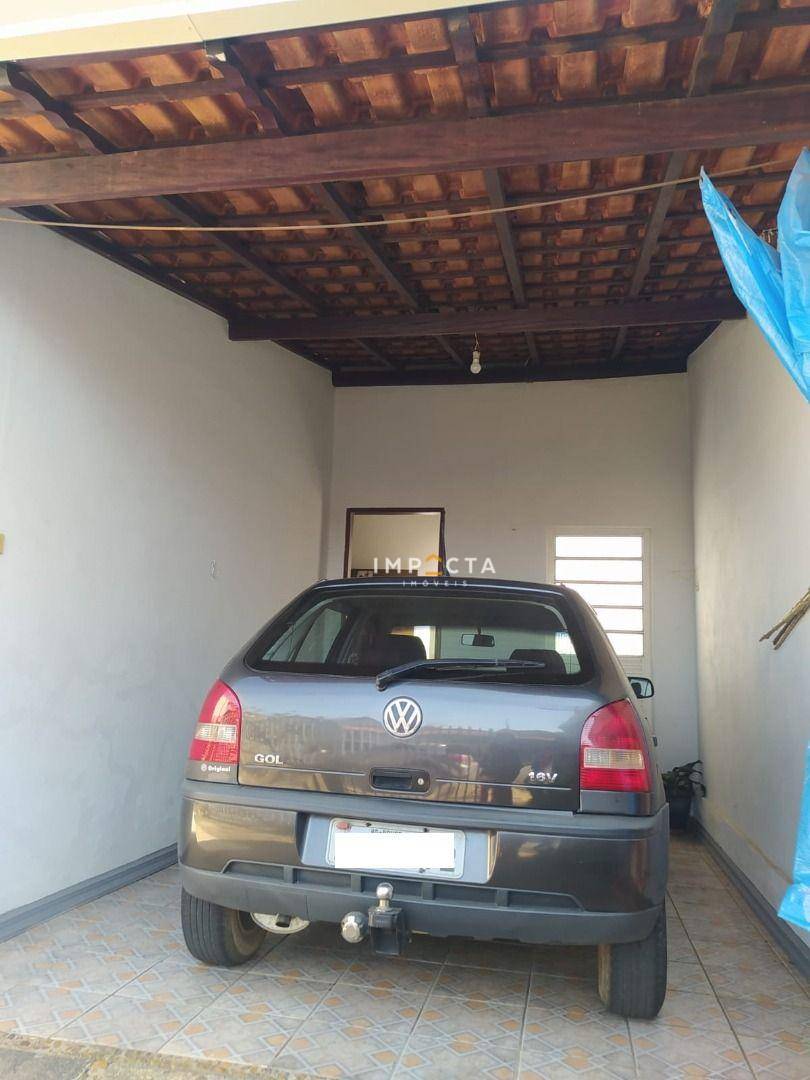 Casa à venda com 3 quartos, 88m² - Foto 2