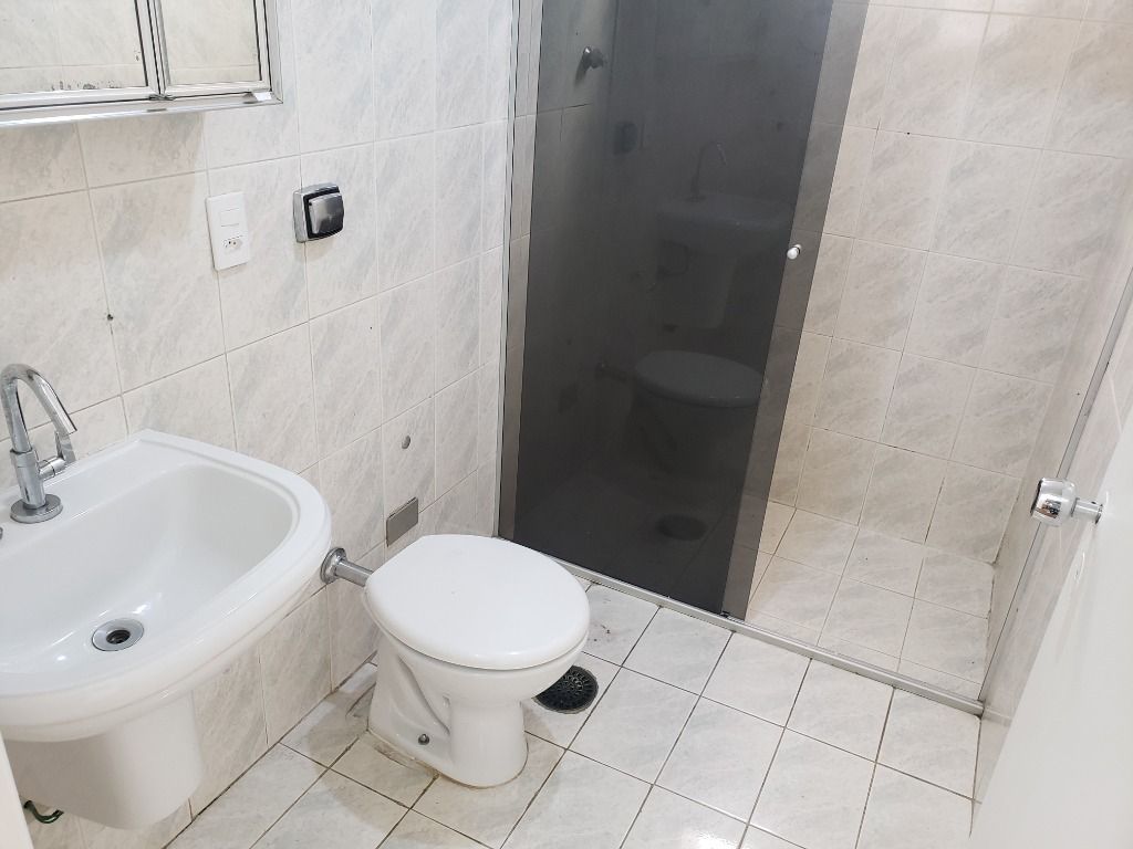 Apartamento à venda e aluguel com 1 quarto, 47m² - Foto 20