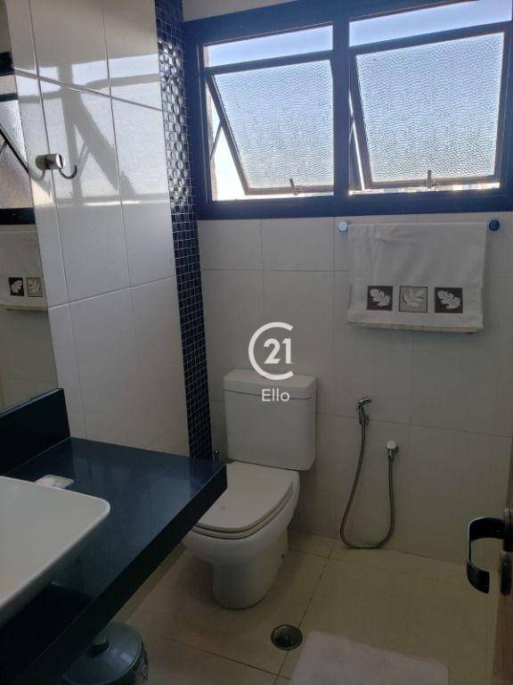 Cobertura à venda com 3 quartos, 220m² - Foto 13