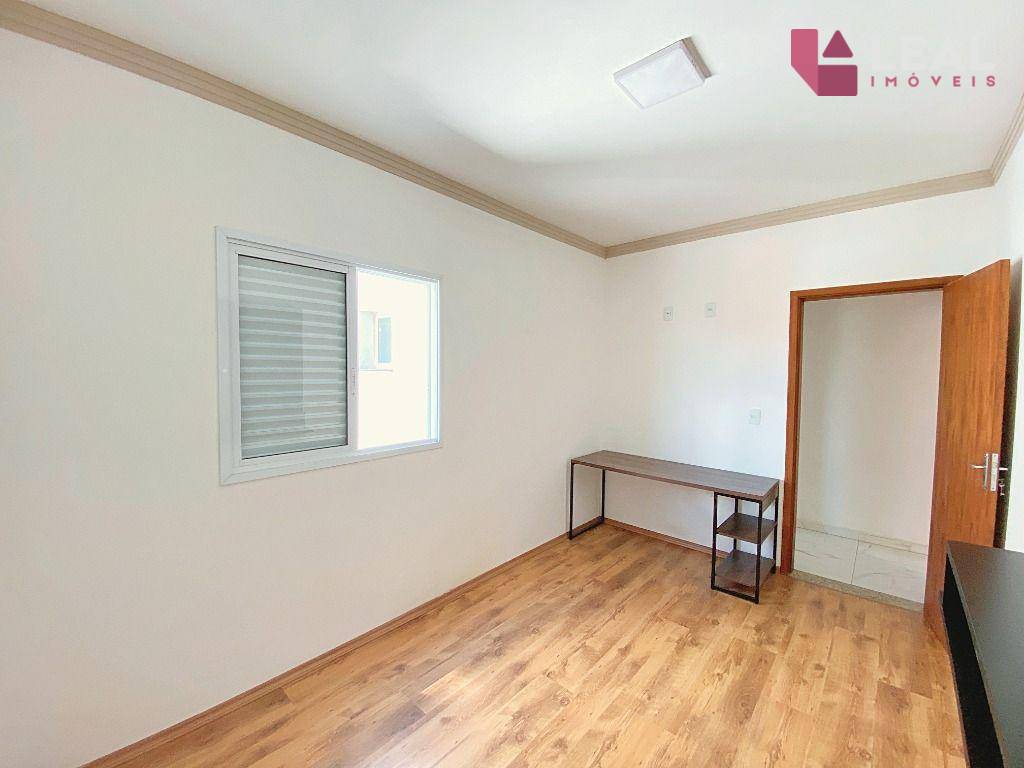 Apartamento para alugar com 2 quartos, 74m² - Foto 15