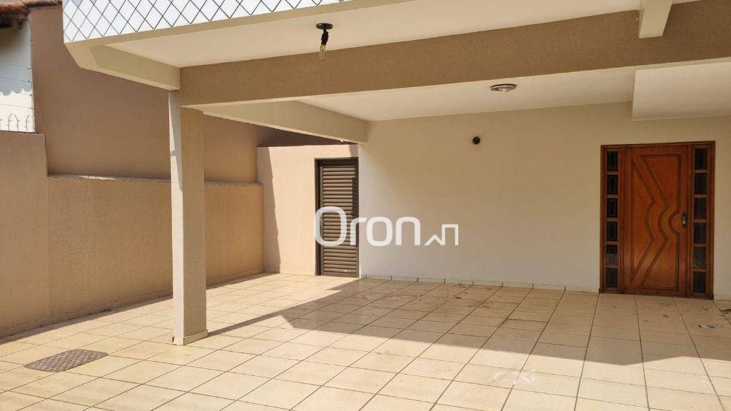 Sobrado à venda com 4 quartos, 253m² - Foto 4