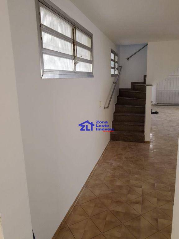 Sobrado à venda com 4 quartos, 350m² - Foto 17