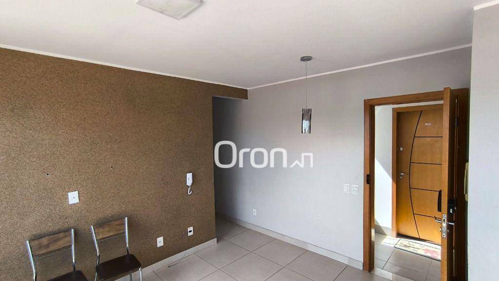 Apartamento à venda com 2 quartos, 69m² - Foto 4