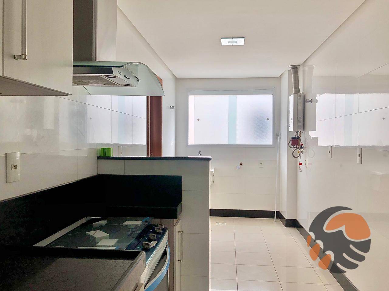 Cobertura à venda com 3 quartos, 270m² - Foto 9