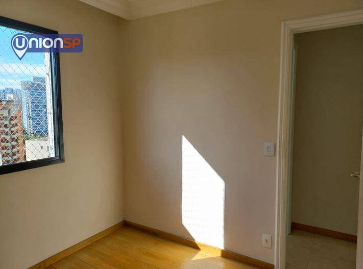 Apartamento à venda com 2 quartos, 70m² - Foto 14