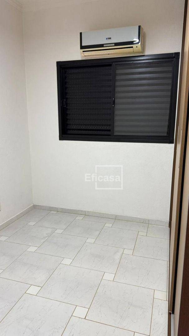 Casa para alugar com 3 quartos, 220m² - Foto 11