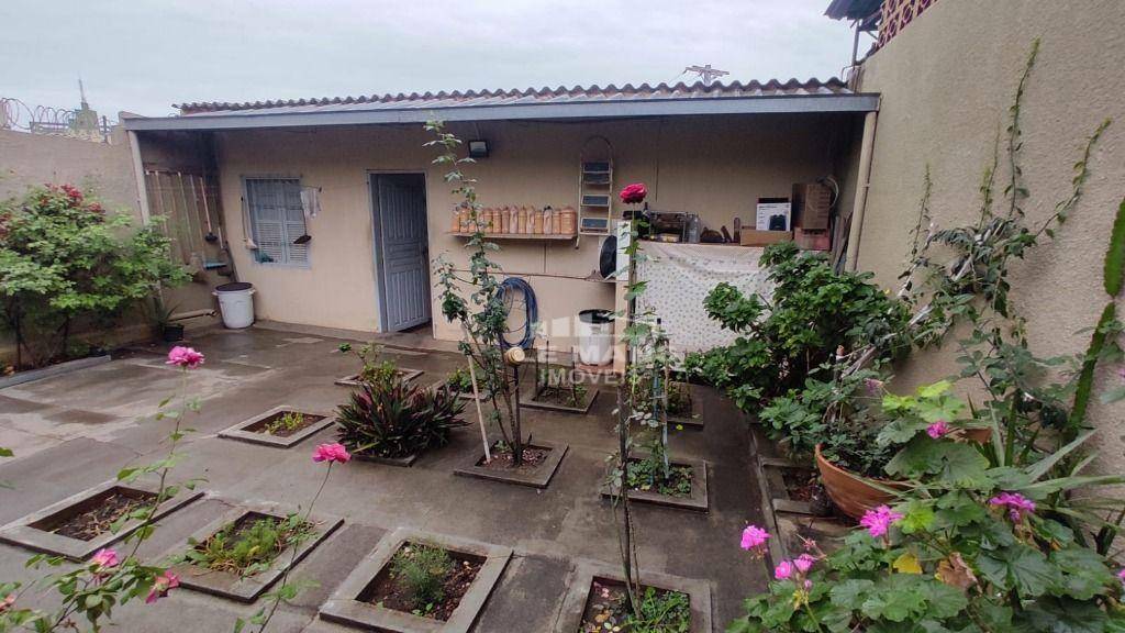 Casa à venda com 3 quartos, 96m² - Foto 17
