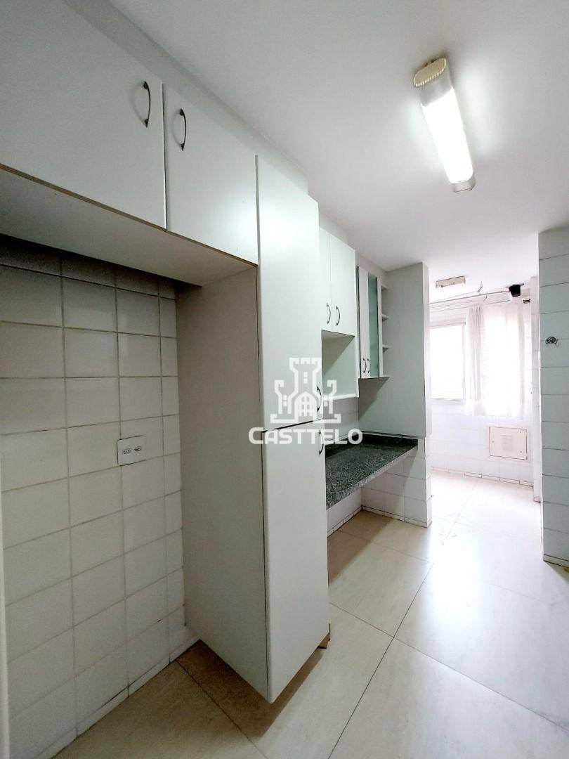 Apartamento à venda com 3 quartos, 79m² - Foto 17