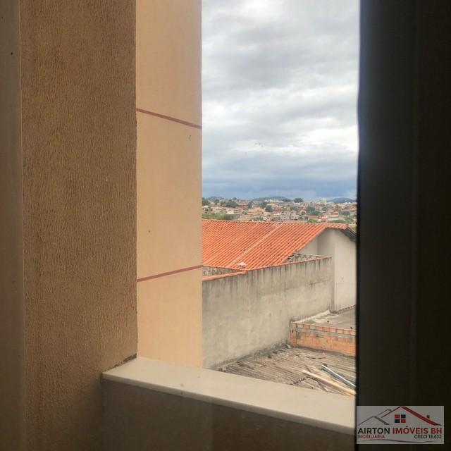 Apartamento à venda com 2 quartos, 60m² - Foto 2