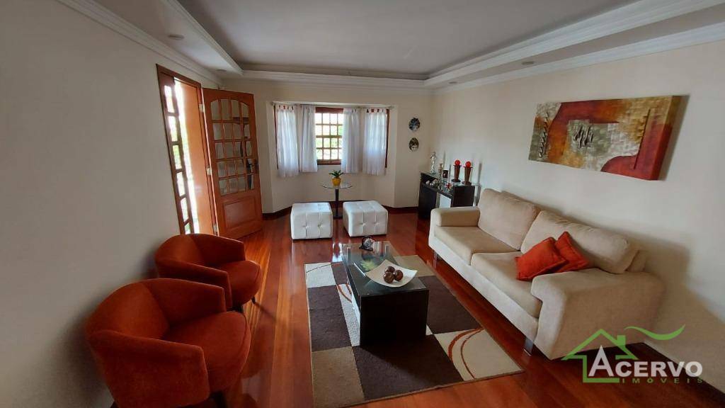 Casa à venda com 4 quartos, 261m² - Foto 5