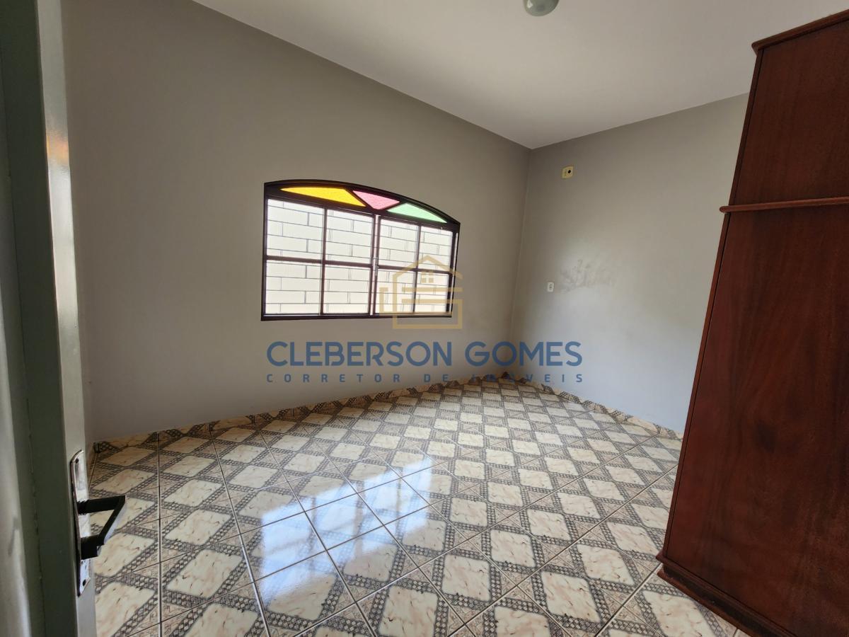 Casa à venda com 2 quartos, 360m² - Foto 11