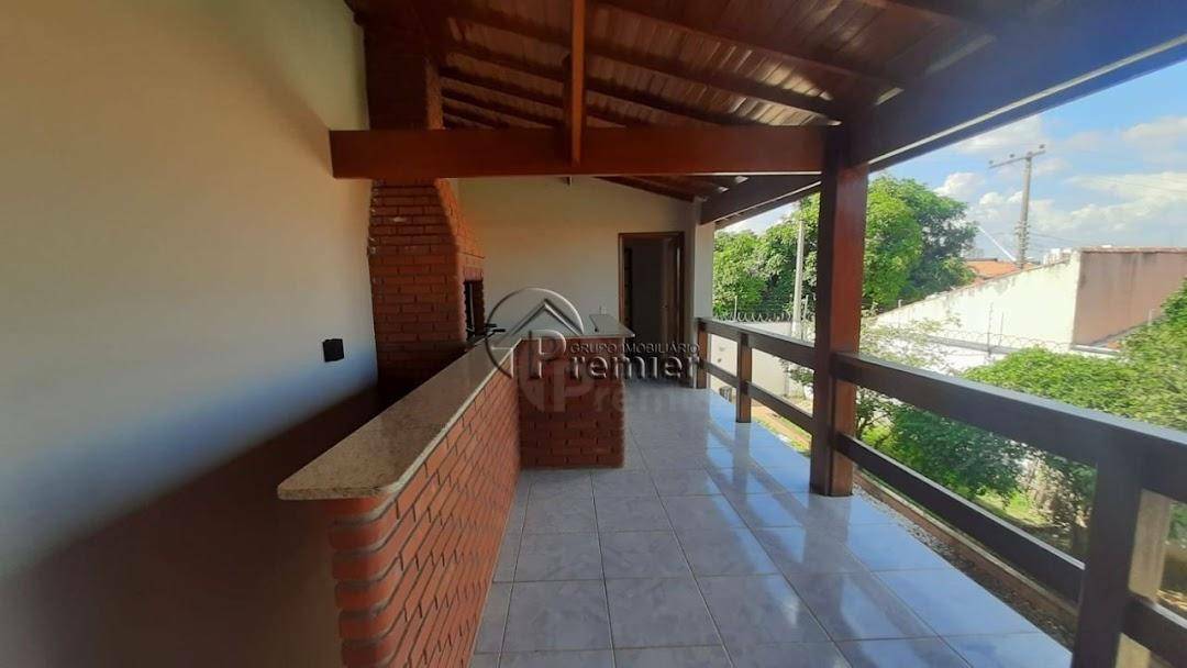 Casa à venda com 3 quartos, 236m² - Foto 10