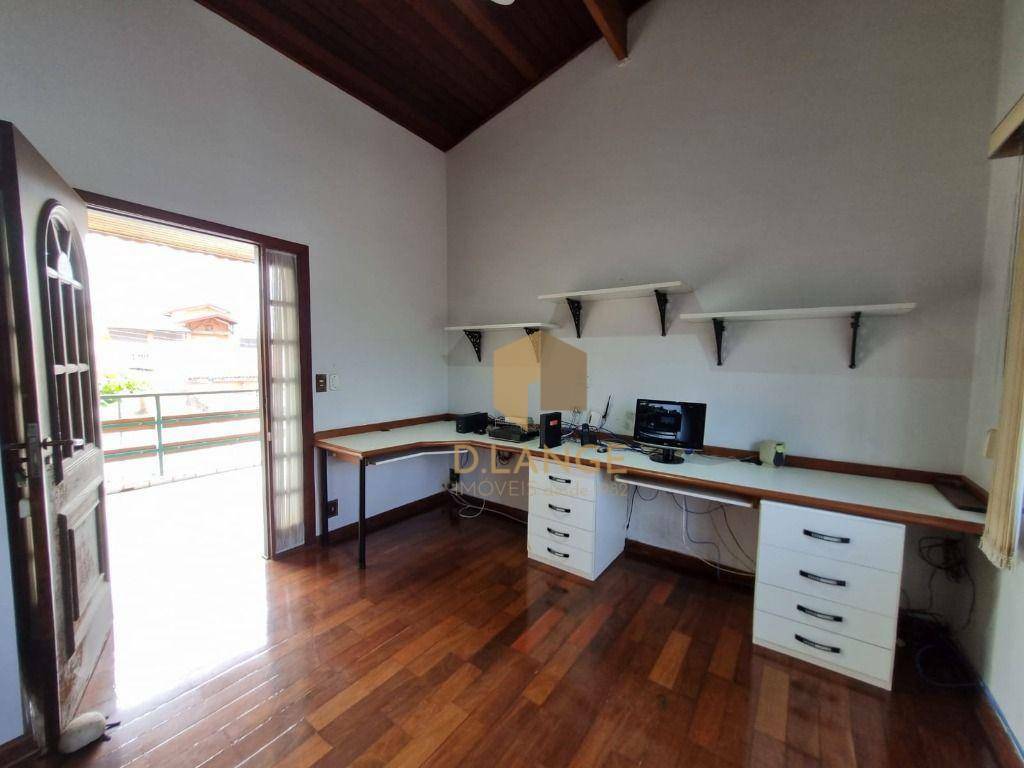 Casa à venda com 3 quartos, 252m² - Foto 27