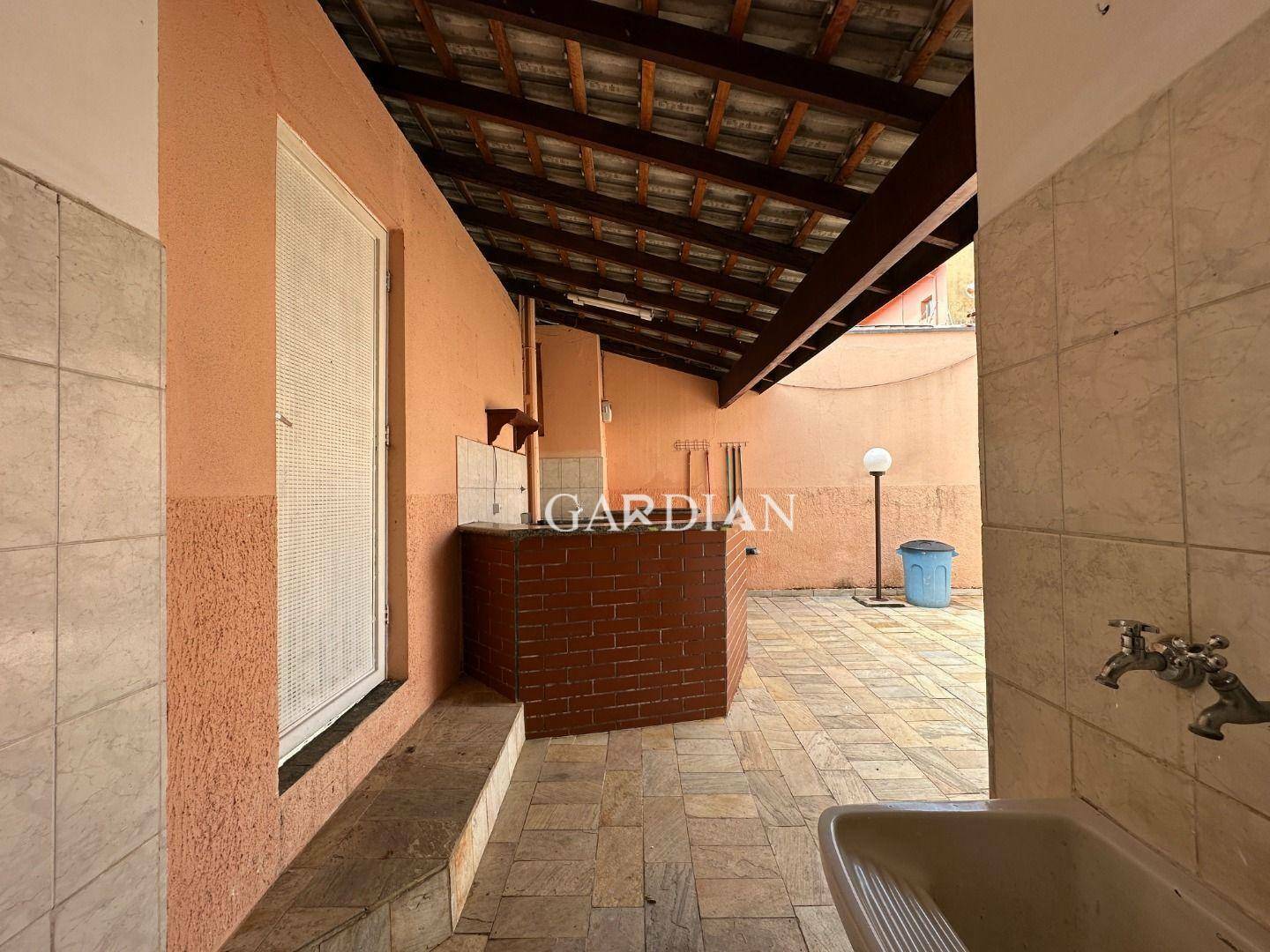 Sobrado à venda com 3 quartos, 277m² - Foto 52