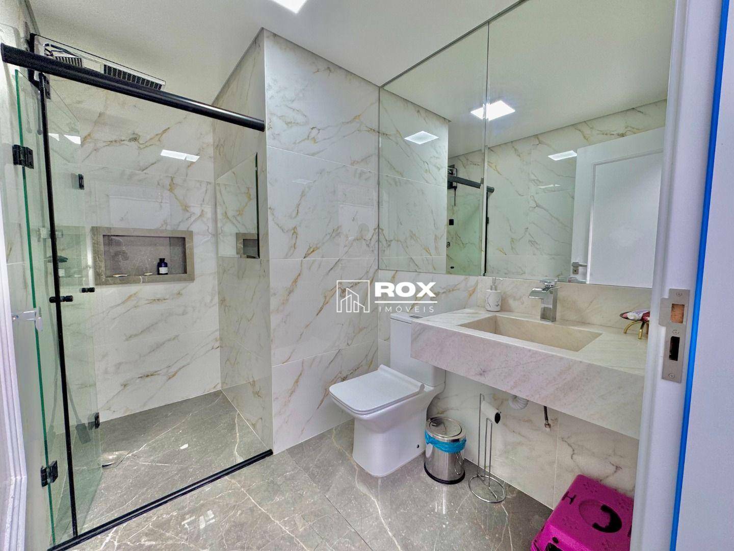 Casa à venda com 4 quartos, 490m² - Foto 19