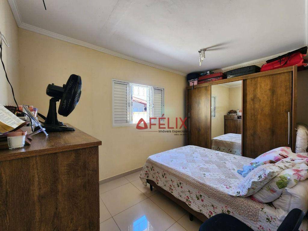 Casa à venda com 2 quartos, 90m² - Foto 6