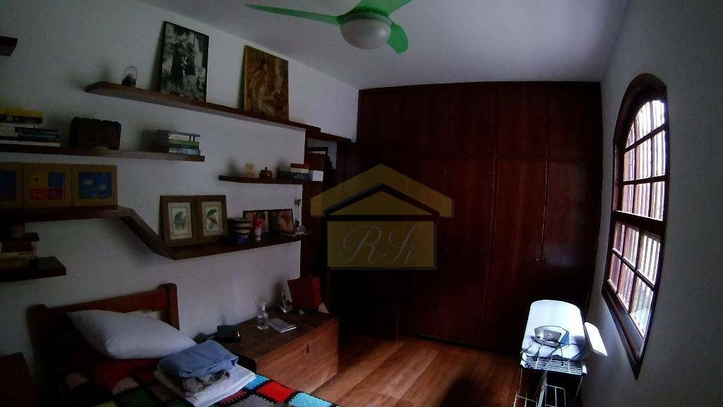 Sobrado à venda com 3 quartos, 250m² - Foto 8