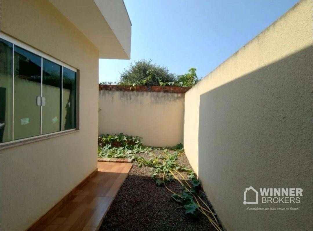 Casa à venda com 3 quartos, 99m² - Foto 11