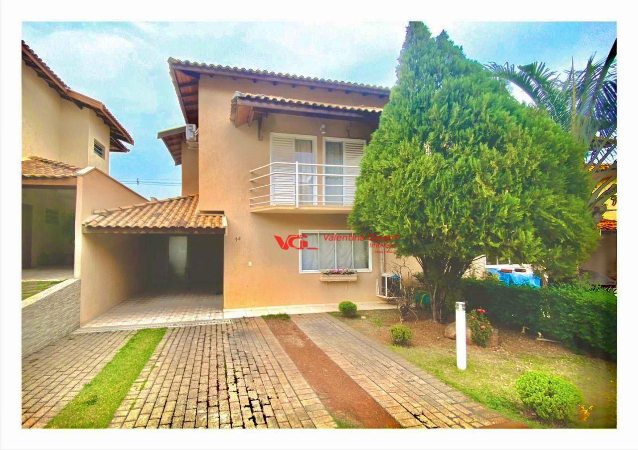 Sobrado à venda com 3 quartos, 210m² - Foto 1