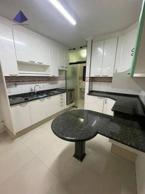 Apartamento à venda com 4 quartos, 90m² - Foto 3