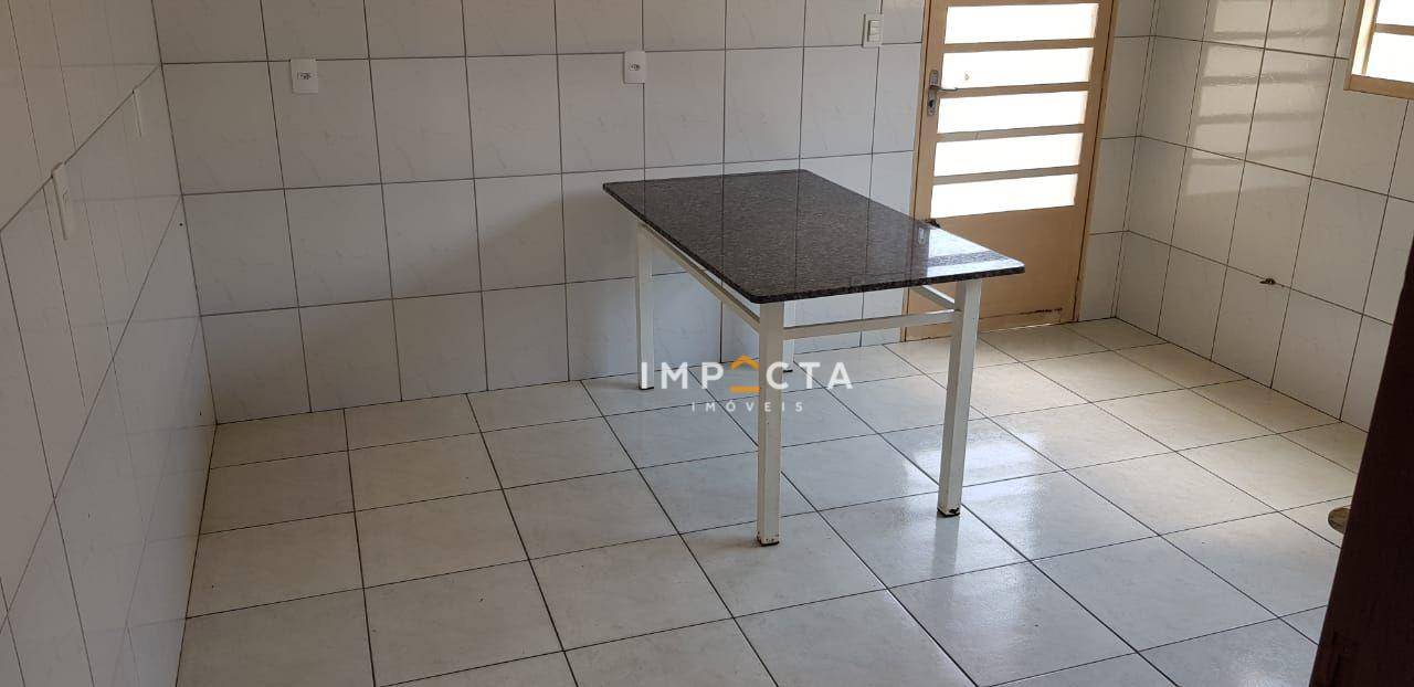 Casa à venda com 3 quartos, 166m² - Foto 8