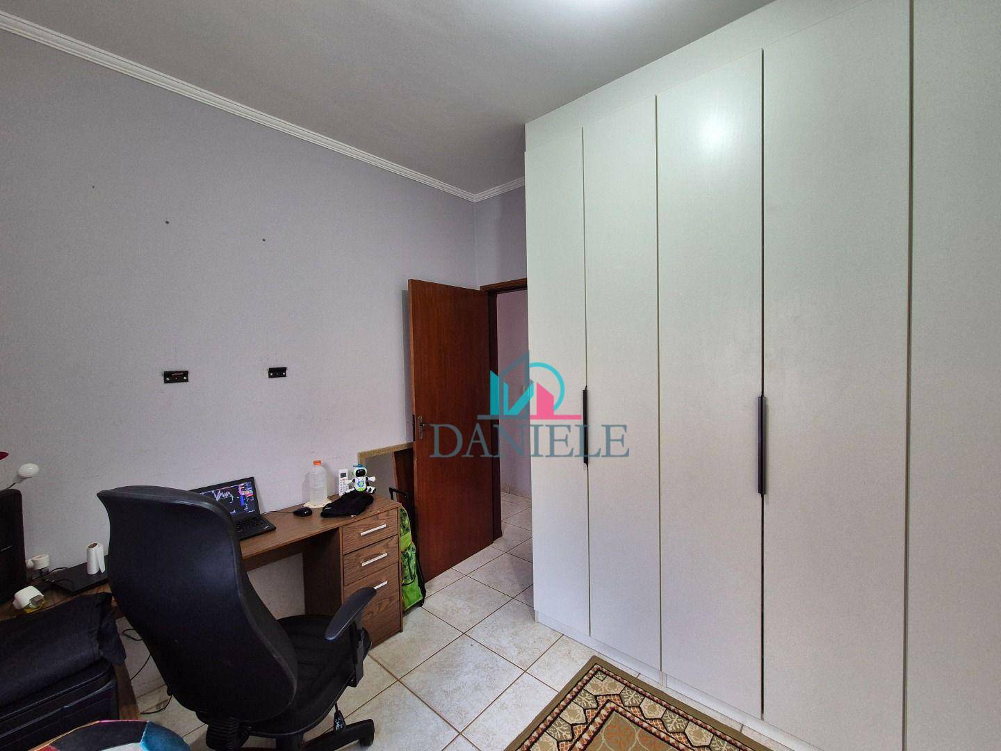 Casa à venda com 3 quartos, 102m² - Foto 14