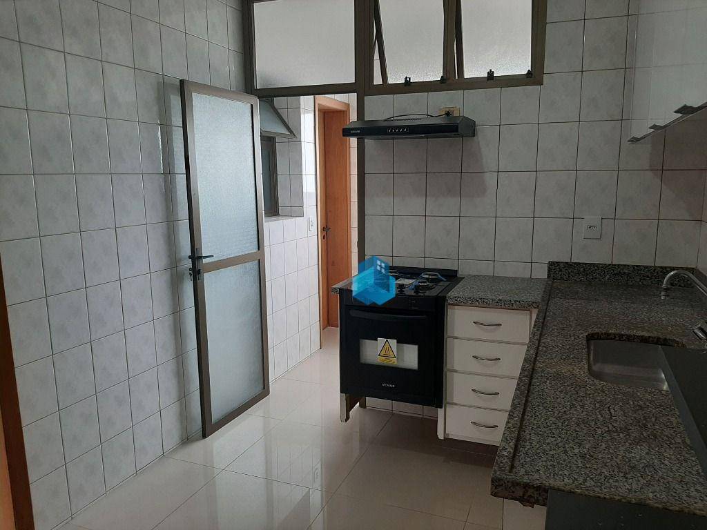 Apartamento à venda com 3 quartos, 94m² - Foto 9