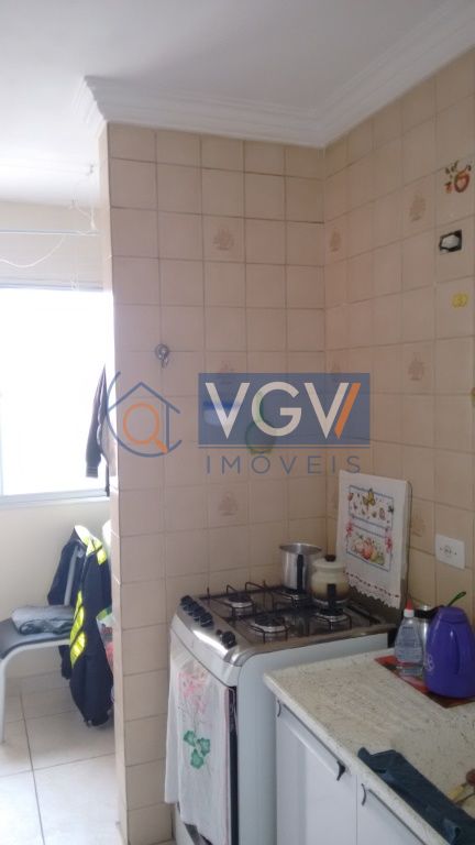 Apartamento à venda com 2 quartos, 42m² - Foto 7