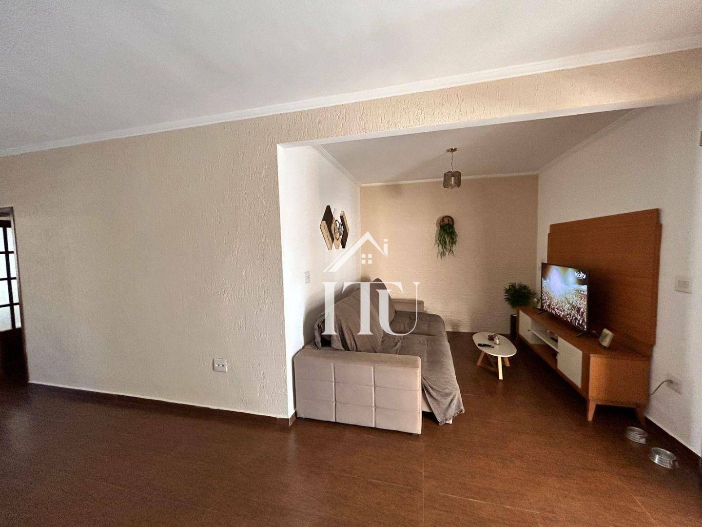 Chácara à venda e aluguel com 6 quartos, 288m² - Foto 7