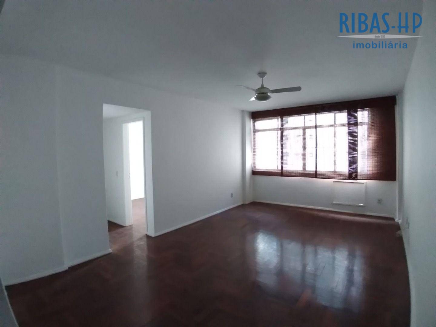 Apartamento para alugar com 3 quartos, 100m² - Foto 1