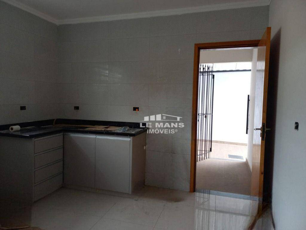 Casa, 3 quartos, 148 m² - Foto 4