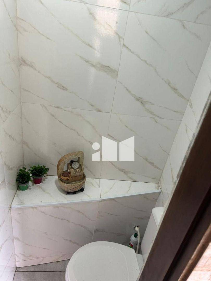 Casa de Condomínio à venda com 4 quartos, 214m² - Foto 20