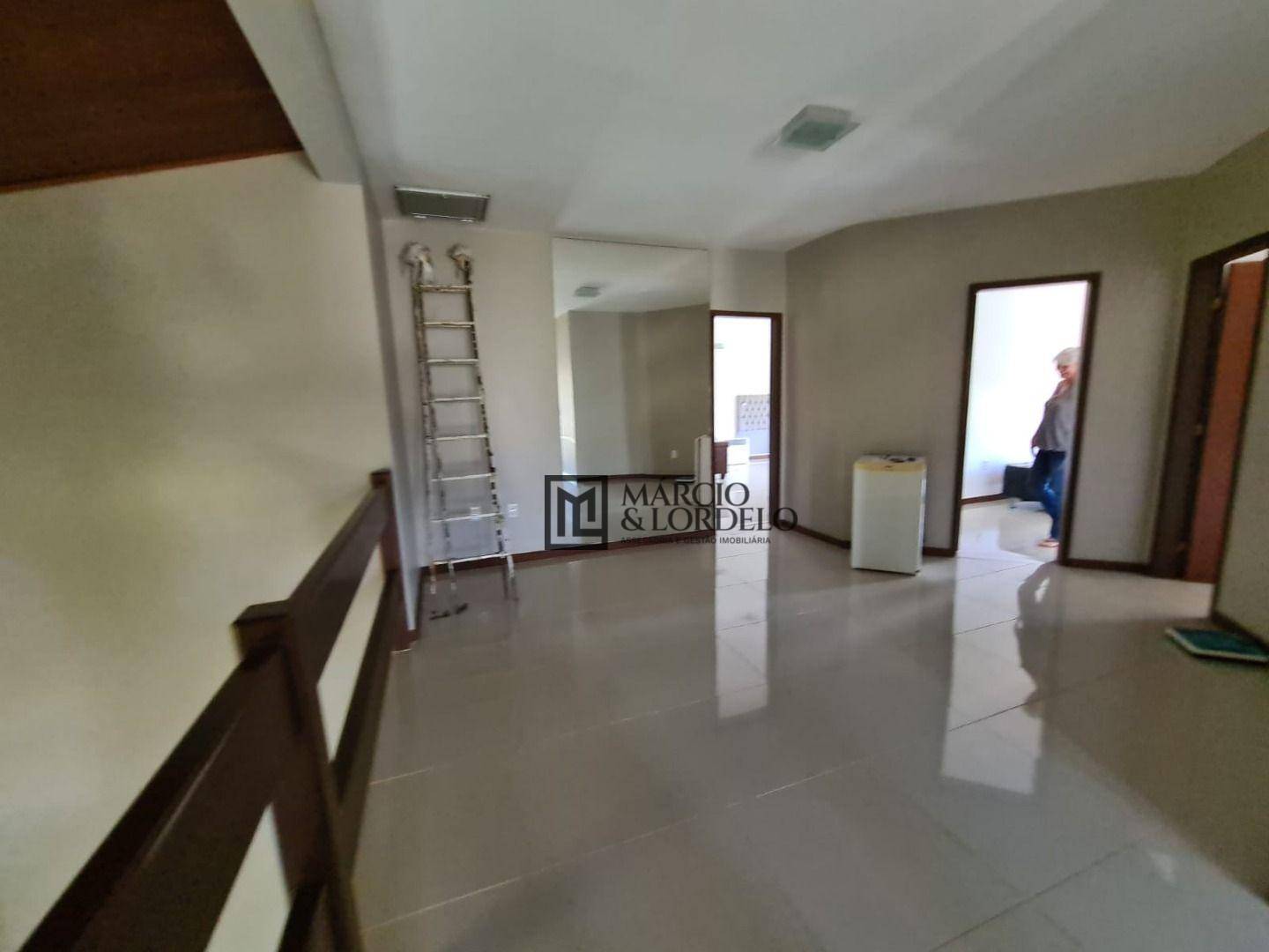 Casa à venda com 4 quartos, 550m² - Foto 24