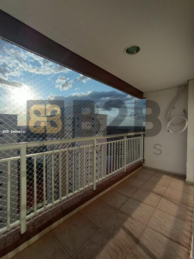 Apartamento à venda com 3 quartos, 77m² - Foto 7