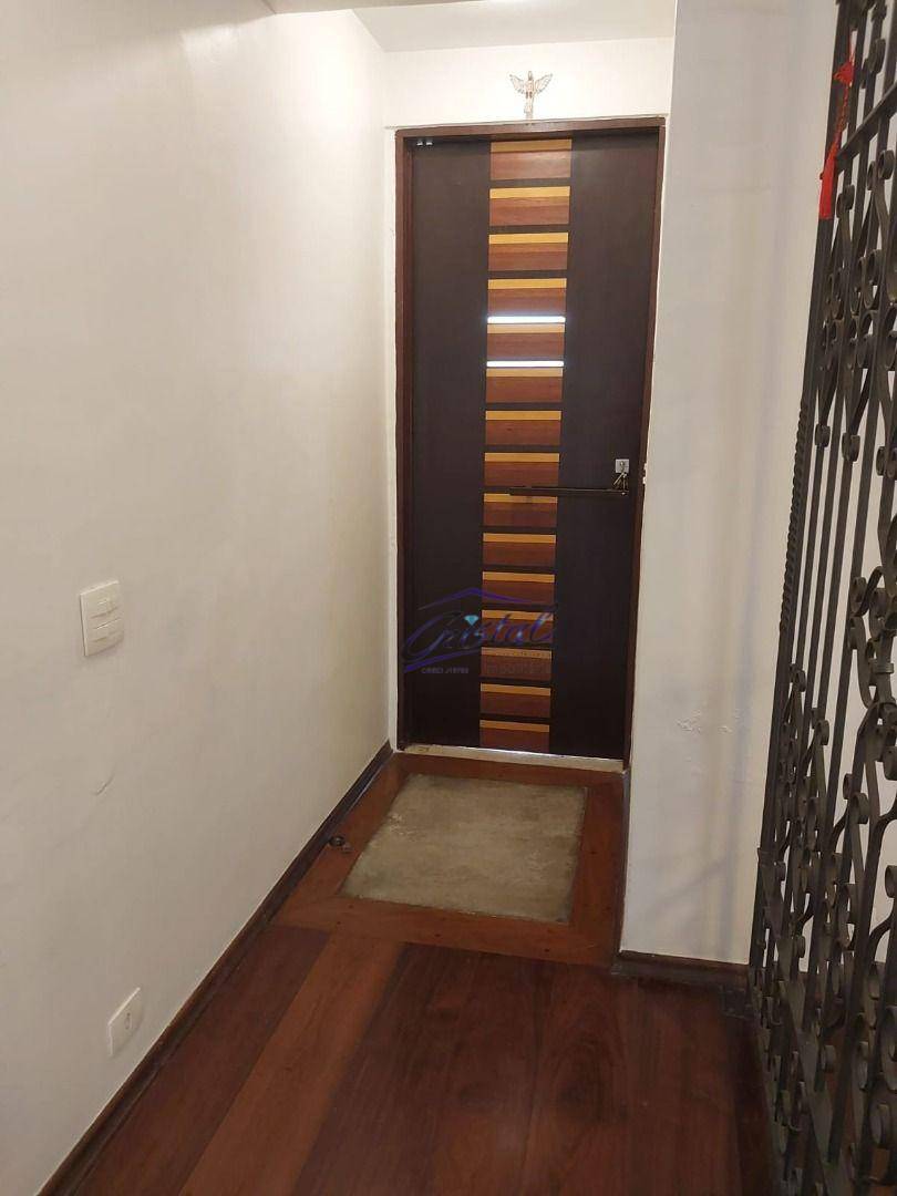 Casa à venda com 3 quartos, 250m² - Foto 11