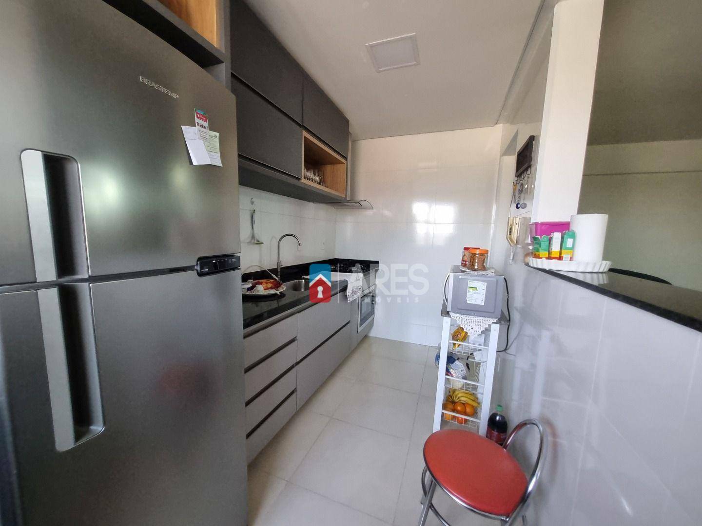 Apartamento à venda com 2 quartos, 65m² - Foto 6