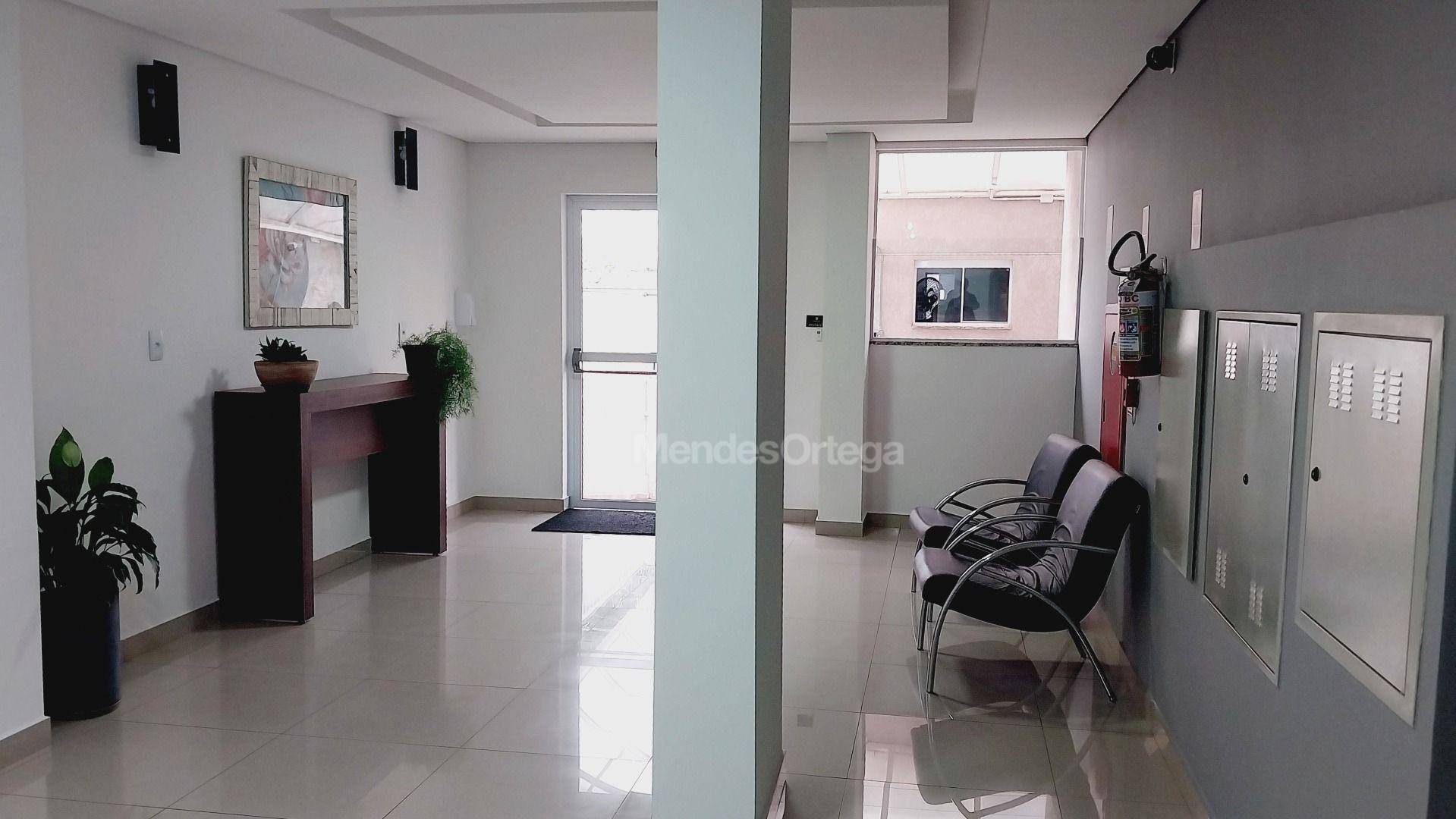 Apartamento à venda com 2 quartos, 66m² - Foto 3