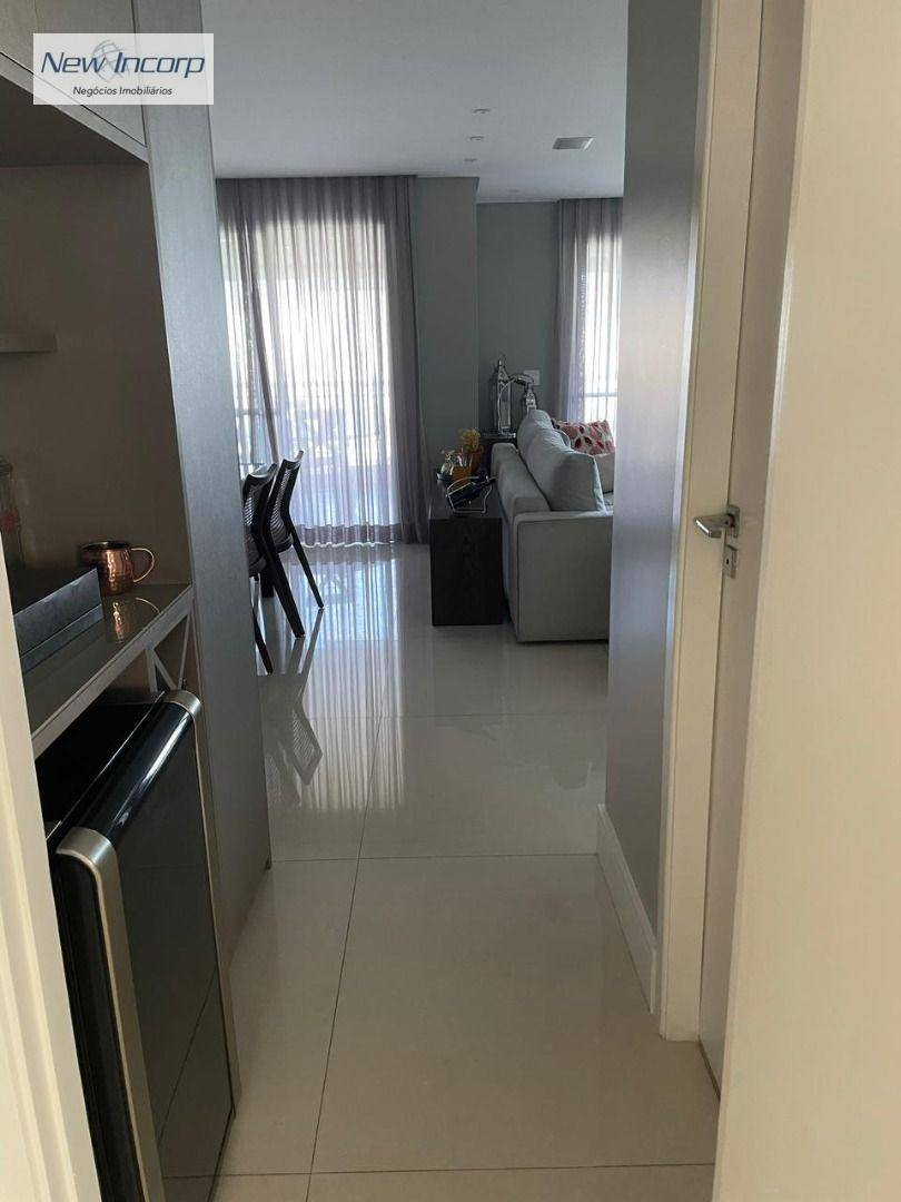 Apartamento à venda com 3 quartos, 233m² - Foto 10