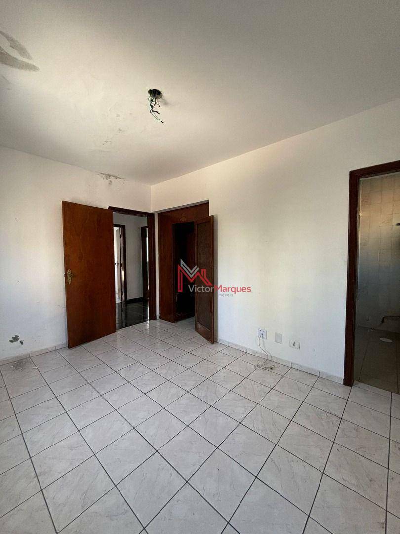 Cobertura para alugar com 3 quartos, 254m² - Foto 17