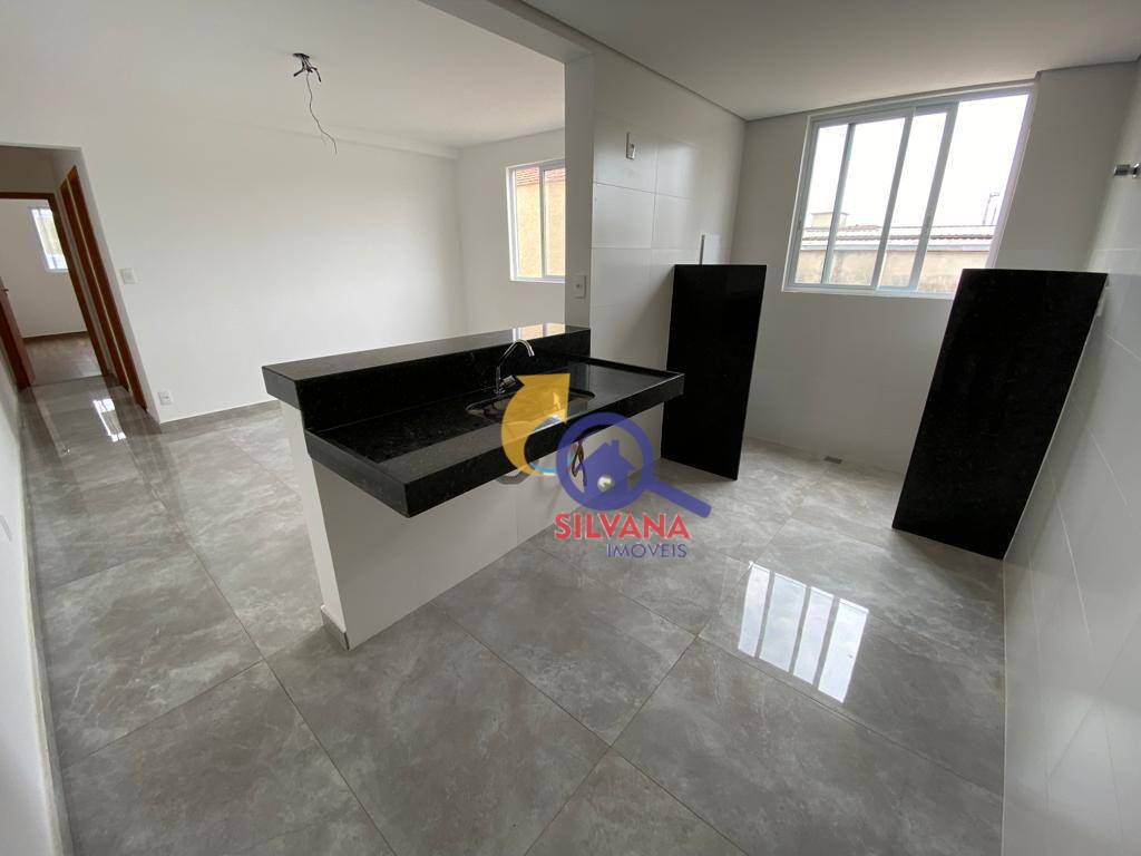 Apartamento à venda com 2 quartos, 60m² - Foto 4