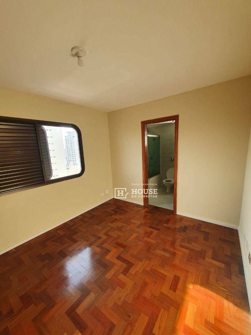 Apartamento à venda com 3 quartos, 189m² - Foto 2