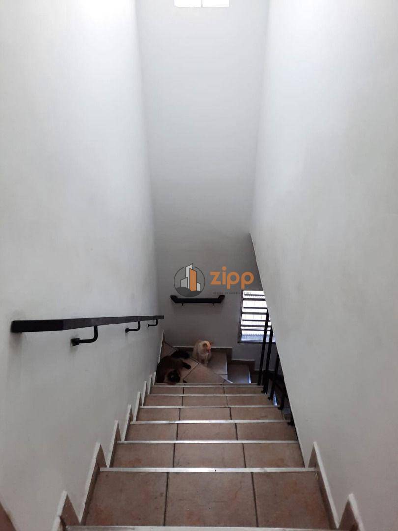 Sobrado à venda com 3 quartos, 200m² - Foto 27