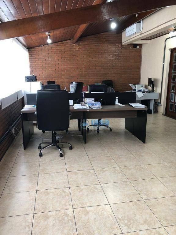 Sobrado, 3 quartos, 560 m² - Foto 3