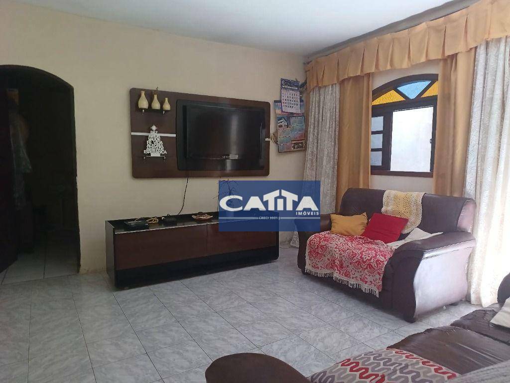 Casa à venda com 5 quartos, 240m² - Foto 17