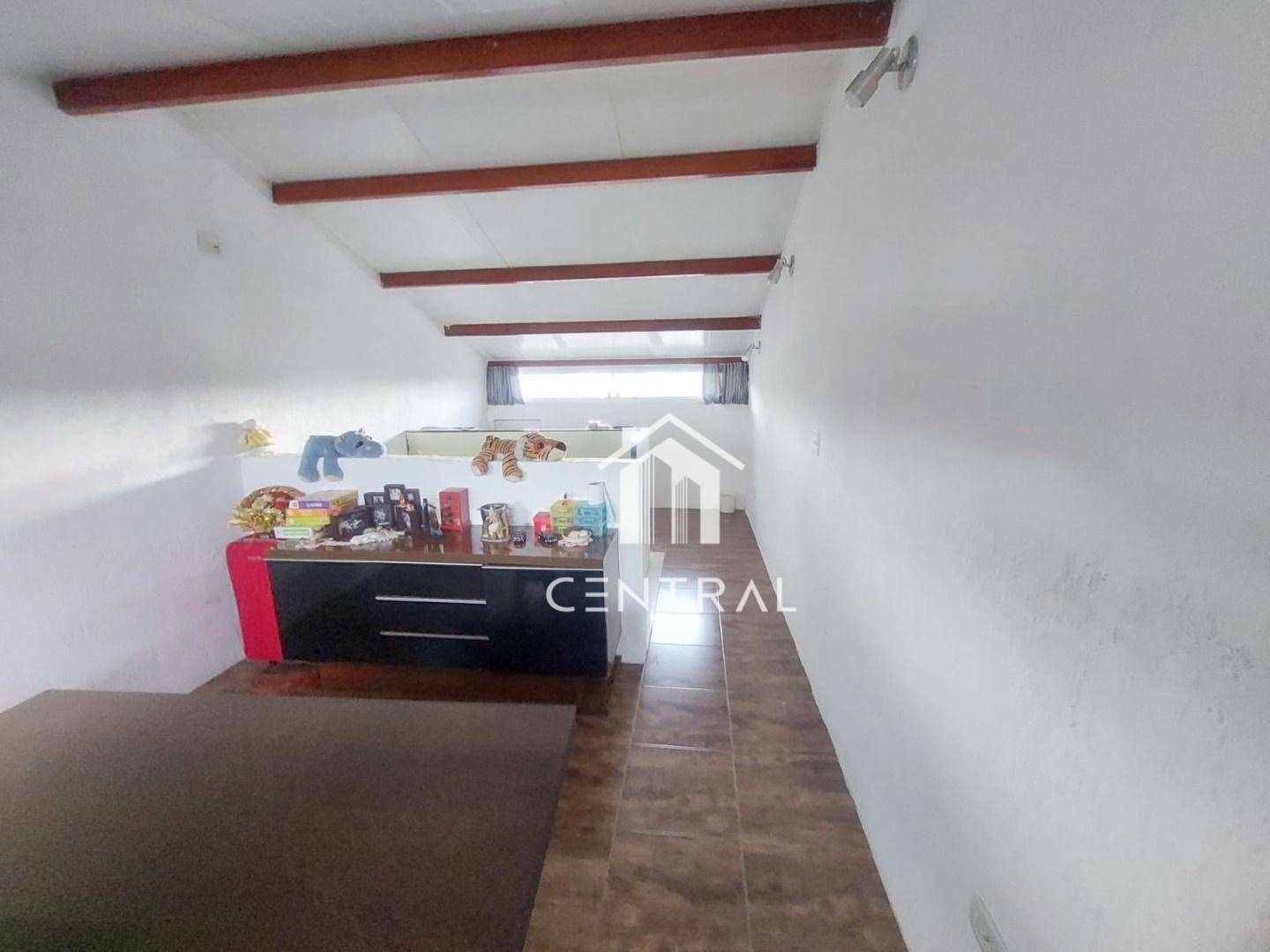 Sobrado à venda com 3 quartos, 180m² - Foto 17