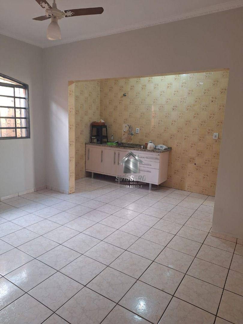 Casa, 3 quartos, 180 m² - Foto 4