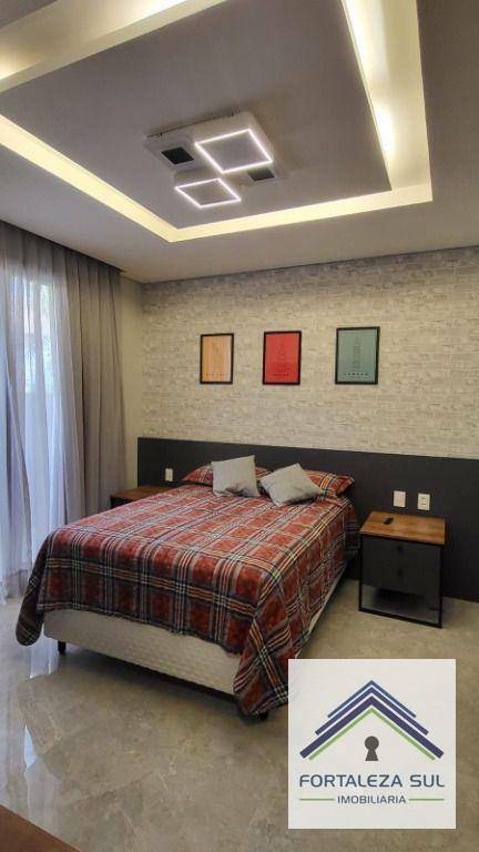 Casa de Condomínio à venda com 5 quartos, 380m² - Foto 15