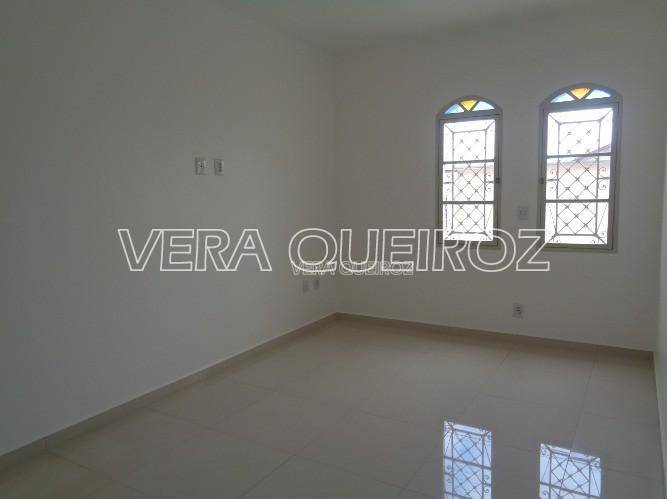 Casa para alugar com 3 quartos, 120m² - Foto 5